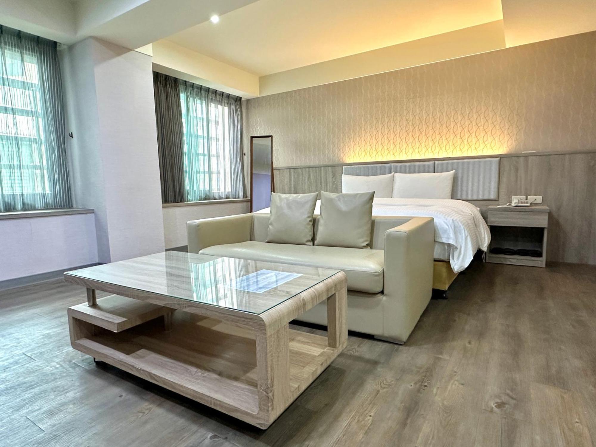 Mei Hotel Тайчжун Экстерьер фото