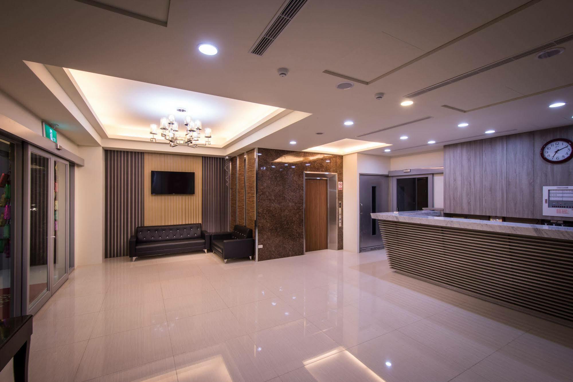 Mei Hotel Тайчжун Экстерьер фото